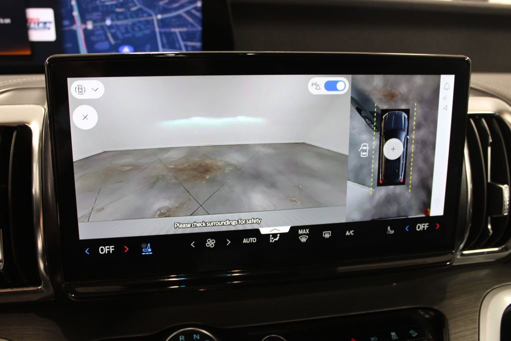 Used 2025 Ford Expedition Platinum image 58