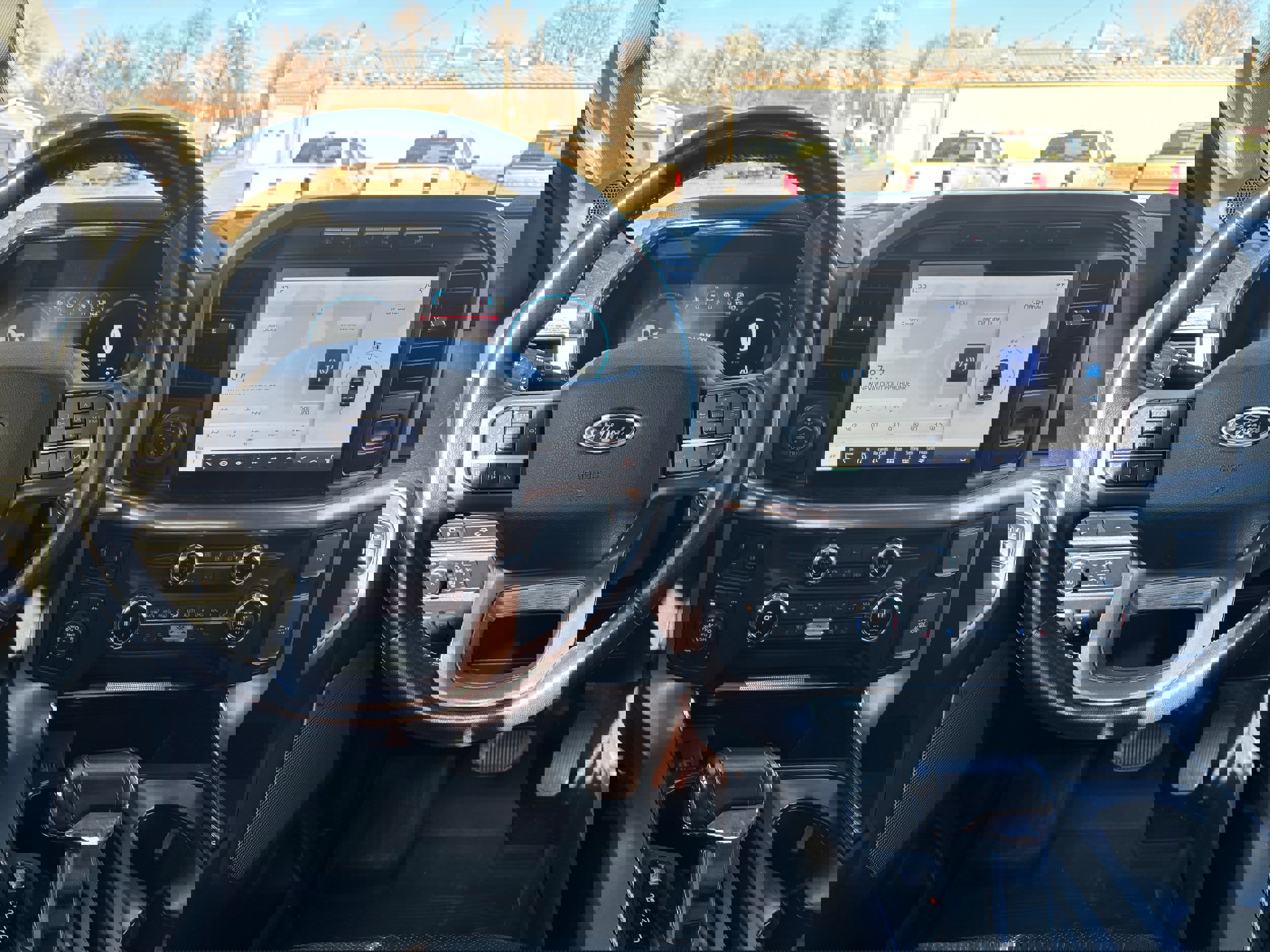 Used 2021 Ford F150 Lariat w/ Equipment Group 501A Mid image 15