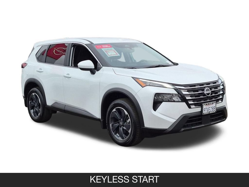 Certified 2026 Nissan Rogue SV FWD image 2