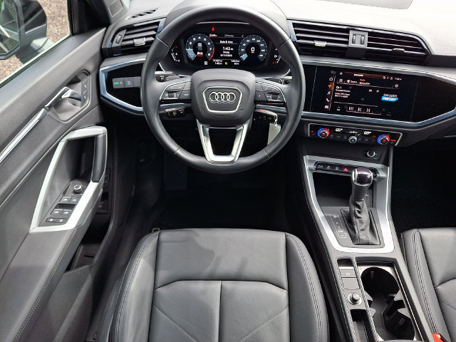 Used 2022 Audi Q3 2.0T Premium Plus AWD/4WD image 11
