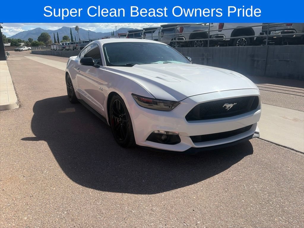 Used 2017 Ford Mustang GT RWD image 3