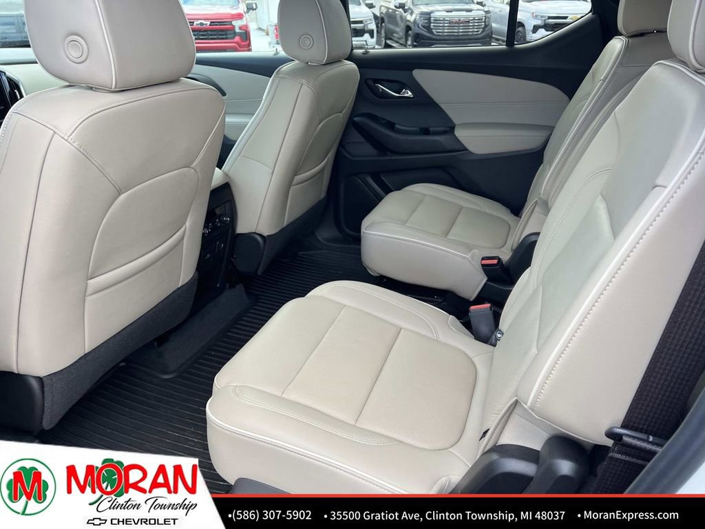 Certified 2022 Chevrolet Traverse Premier image 13