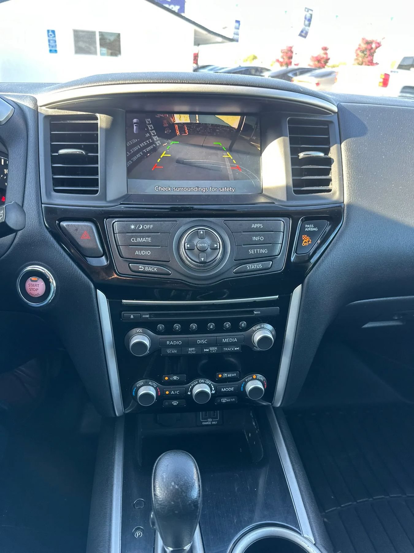 Used 2018 Nissan Pathfinder SV AWD/4WD image 26