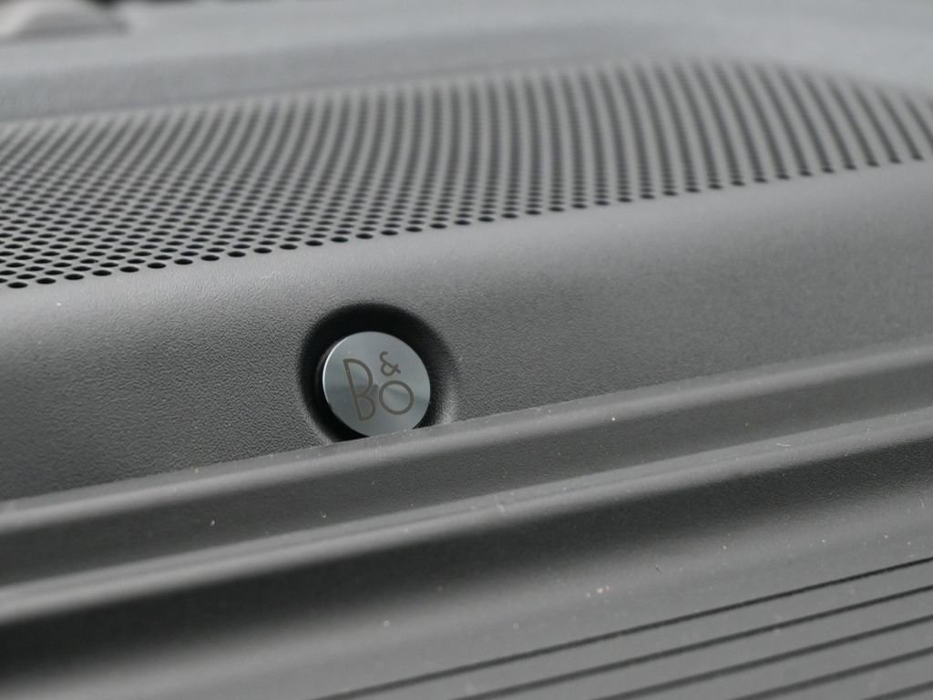 New 2026 Ford F250 Lariat w/ Black Appearance Package image 23