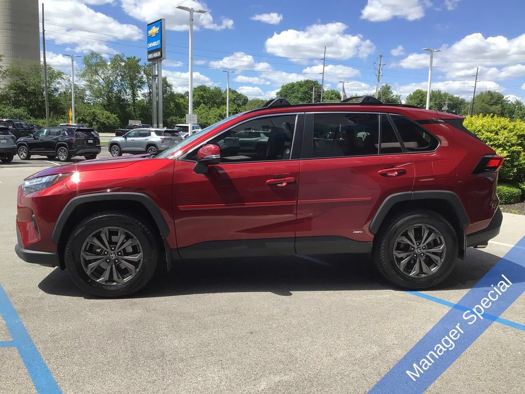 Used 2024 Toyota RAV4 XLE Premium w/ Weather Package AWD/4WD image 12