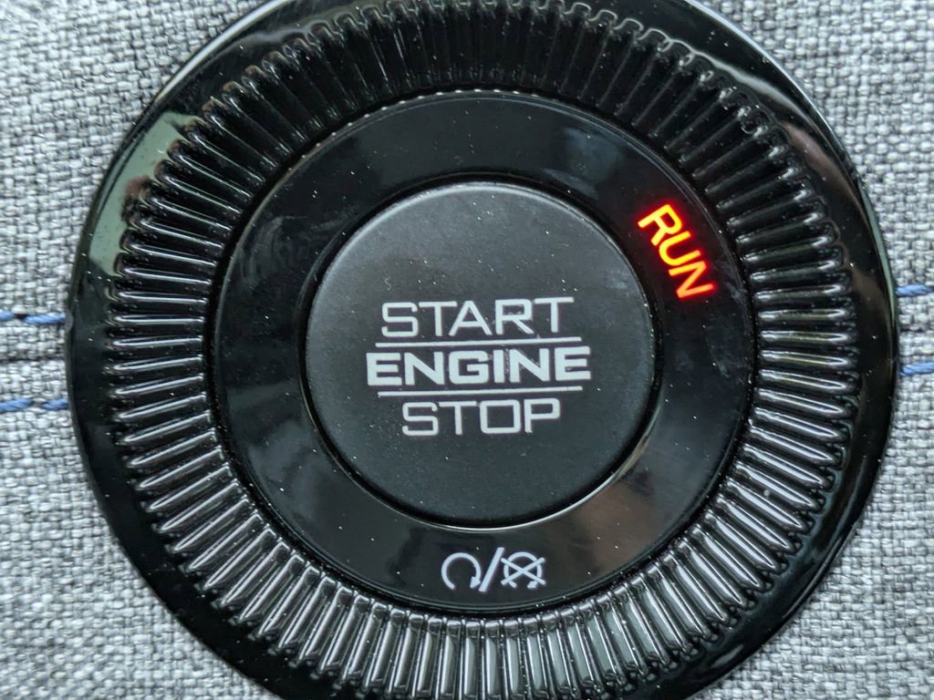 Used 2024 Jeep Compass Sport image 27