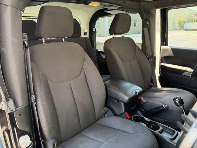 Used 2015 Jeep Wrangler Sport AWD/4WD image 18