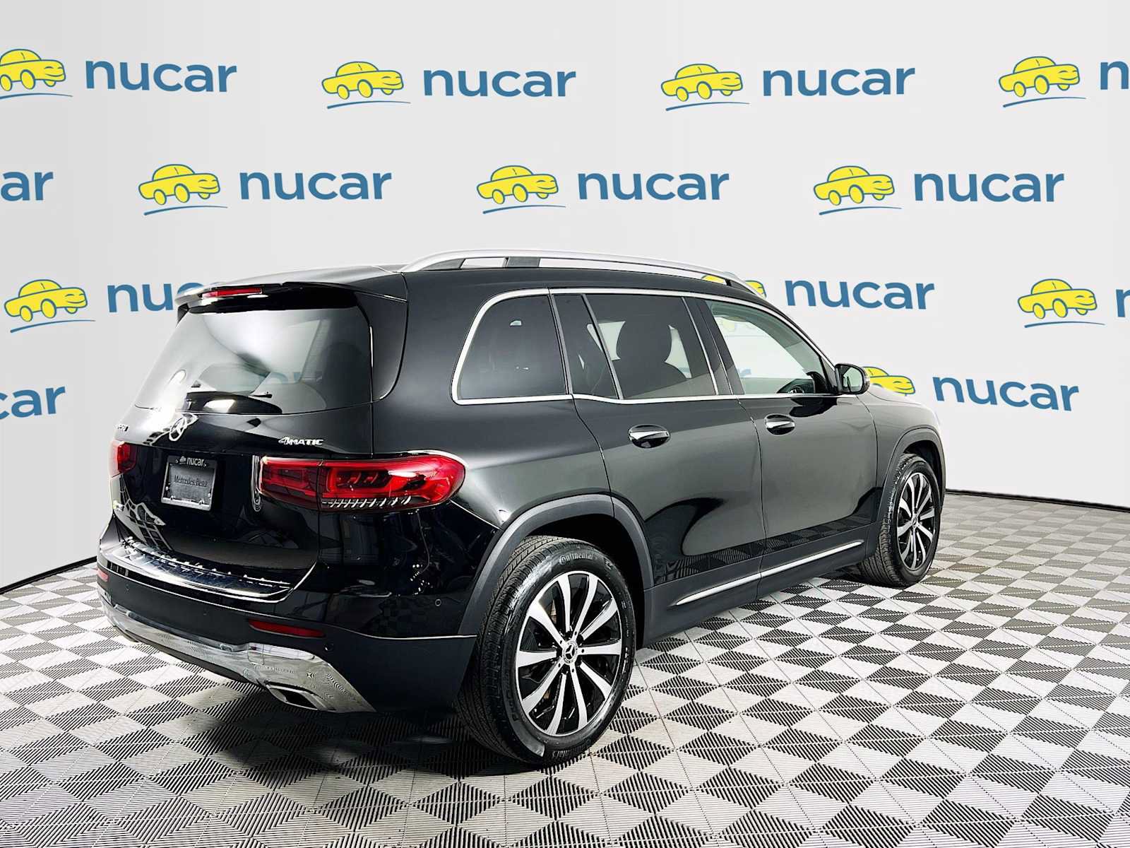 Used 2023 Mercedes-Benz GLB 250 4MATIC image 7