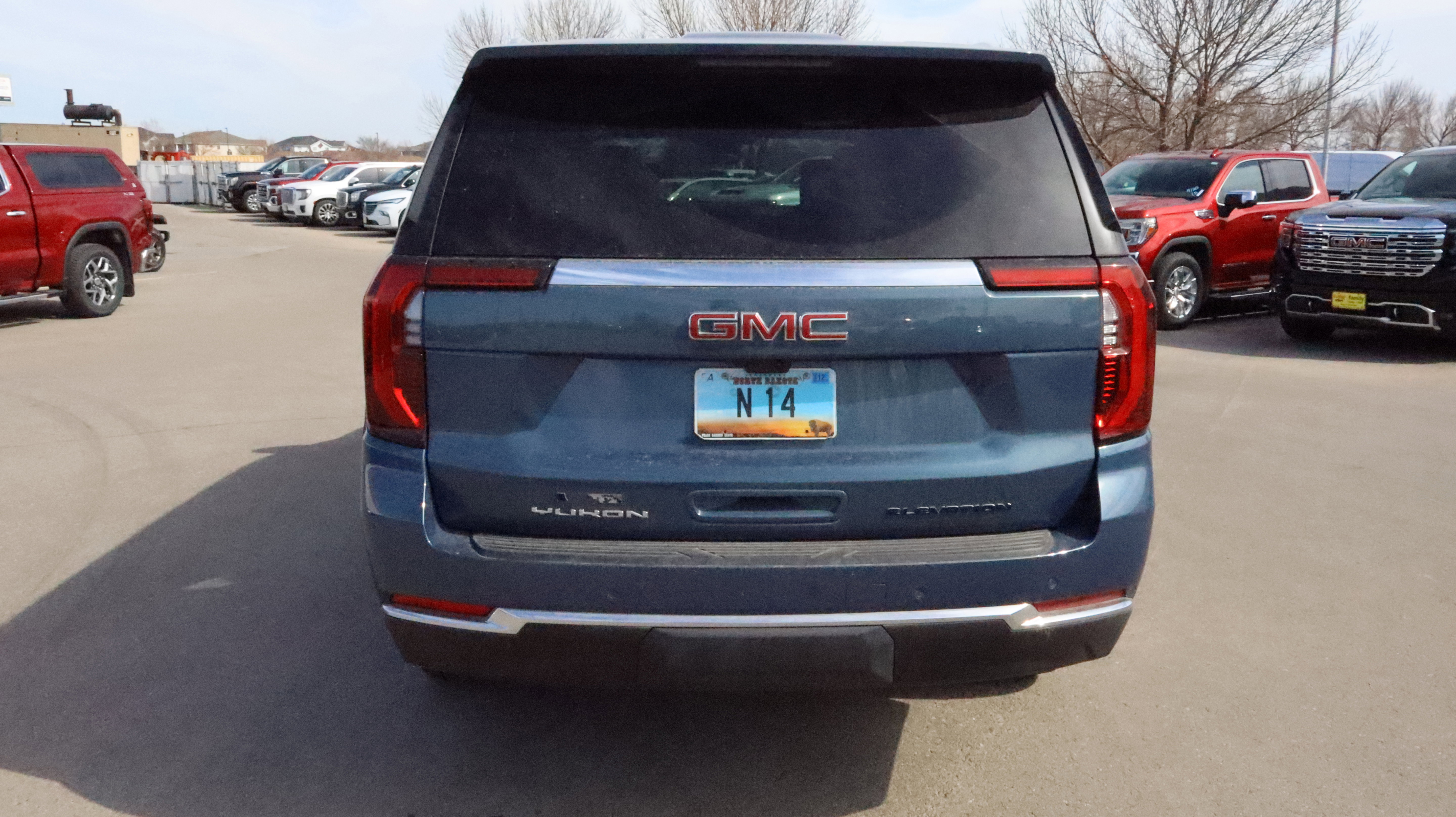 Certified 2026 GMC Yukon XL Elevation w/ Elevation Premium Package AWD/4WD image 6