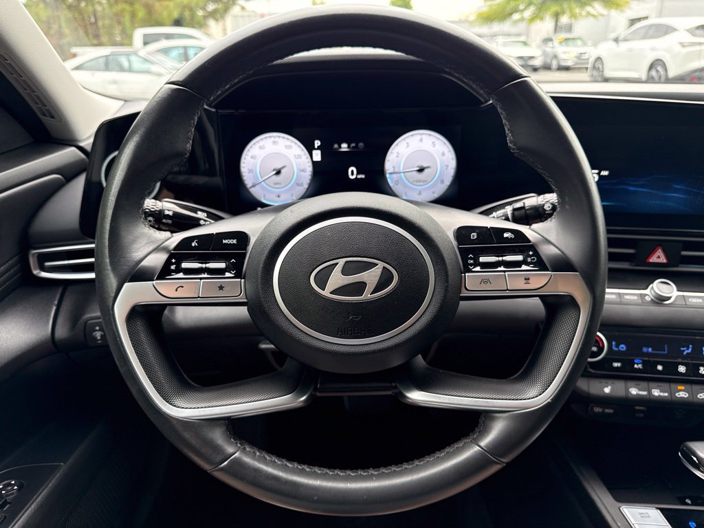 Used 2024 Hyundai Elantra Limited FWD image 23