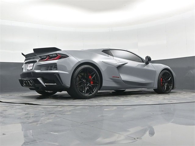 Used 2024 Chevrolet Corvette Z06 image 40
