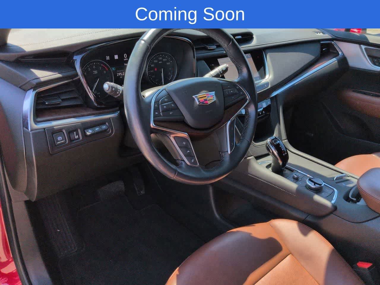 Used 2024 Cadillac XT5 Premium Luxury w/ Technology Package AWD/4WD image 2
