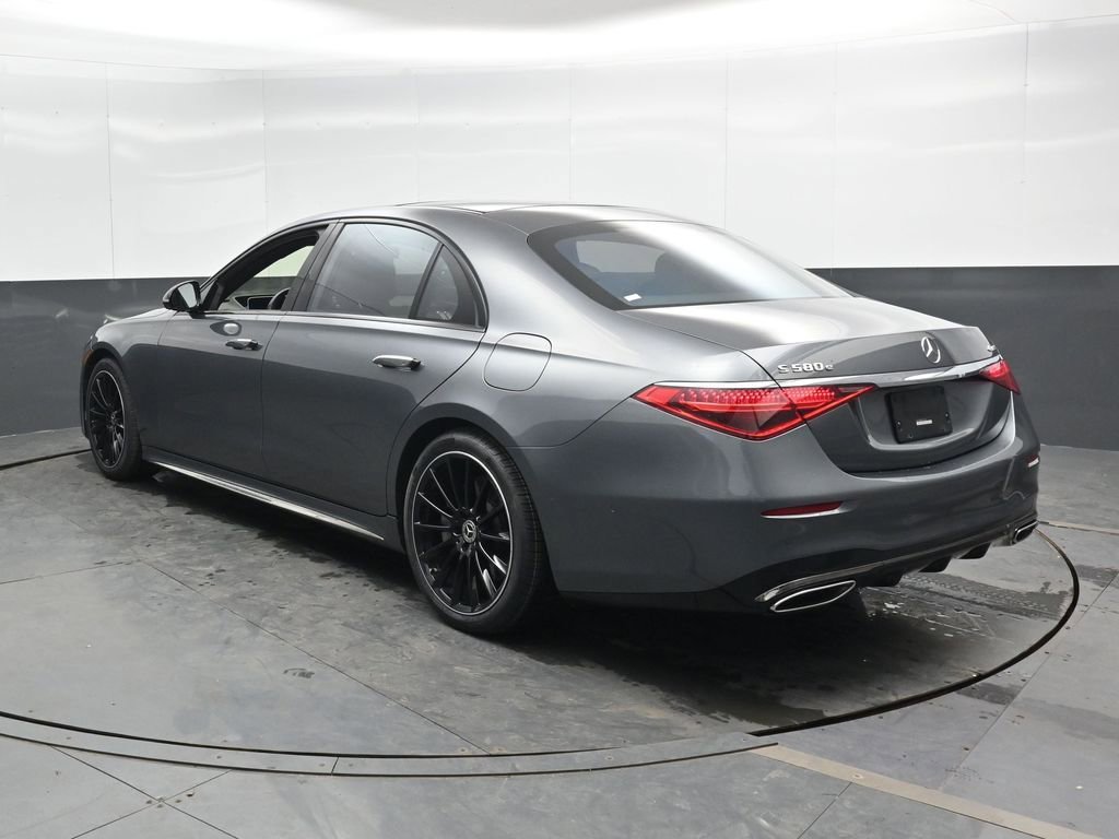 Used 2023 Mercedes-Benz S 580e 4MATIC Sedan image 10