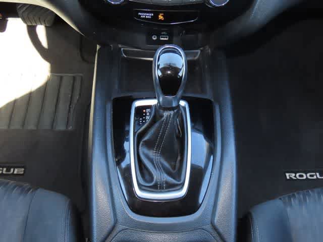 Used 2018 Nissan Rogue SV AWD/4WD image 21