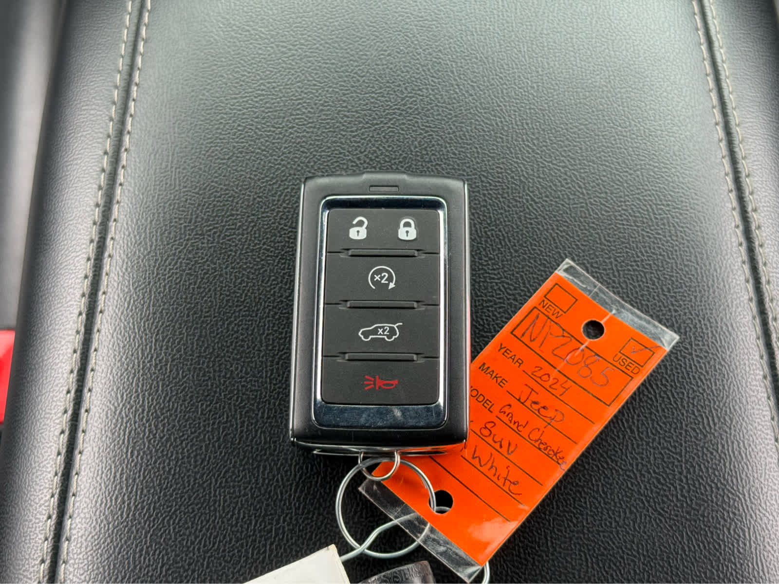 Used 2024 Jeep Grand Cherokee L Limited image 36