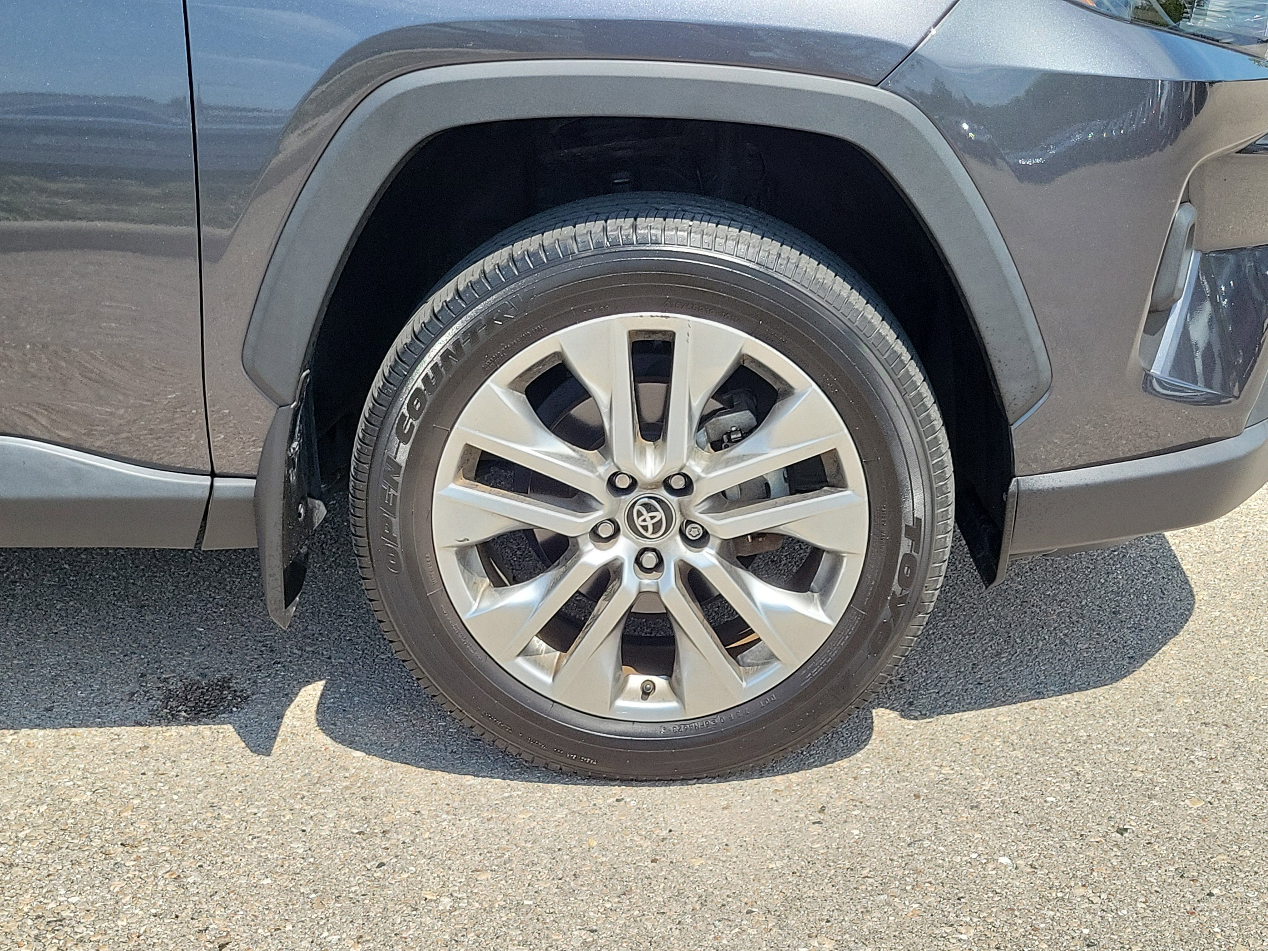 Used 2024 Toyota RAV4 XLE Premium image 7