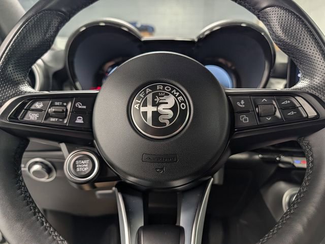 Used 2024 Alfa Romeo Tonale Ti w/ Active Assist Package image 20