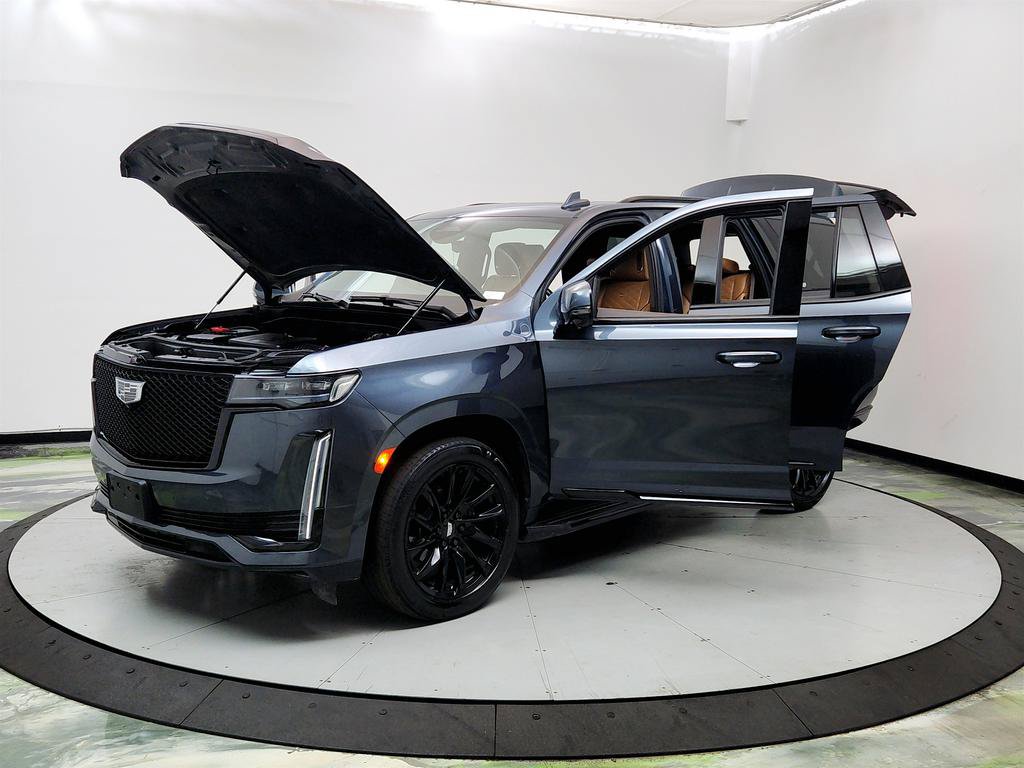 Used 2021 Cadillac Escalade Sport w/ LPO, ONYX Package AWD/4WD image 9