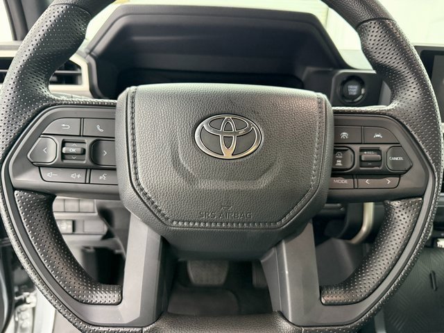 Used 2025 Toyota Tacoma SR5 image 9