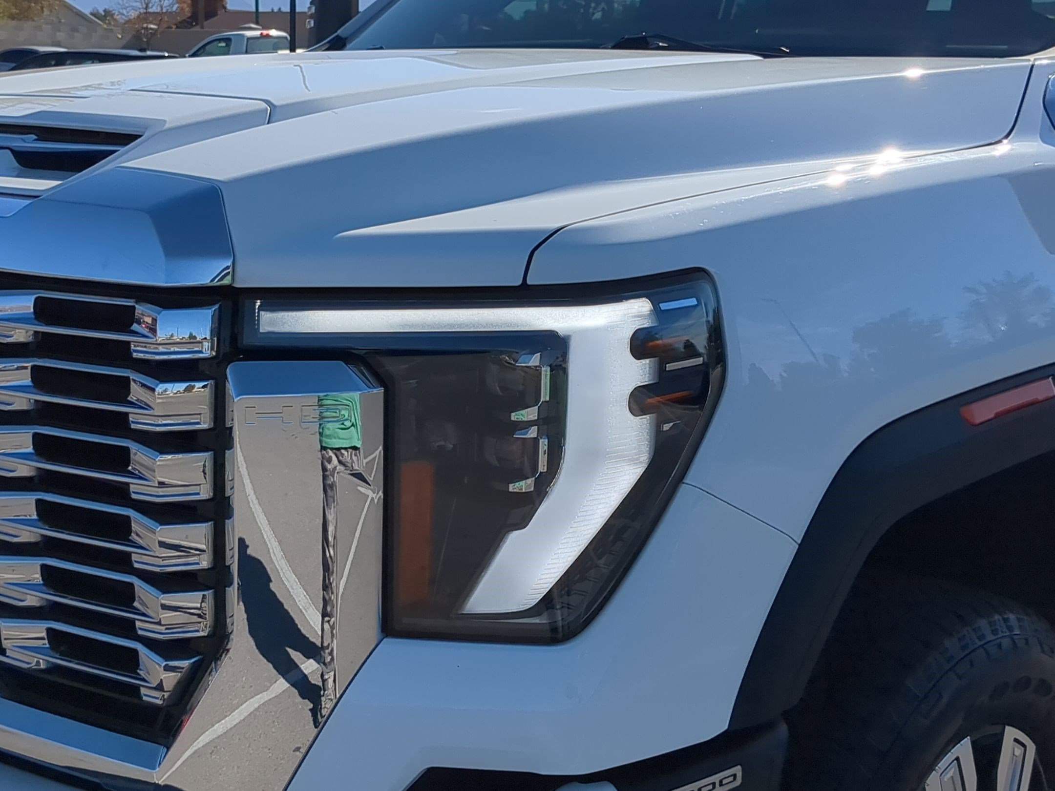 Used 2024 GMC Sierra 2500 Denali image 12