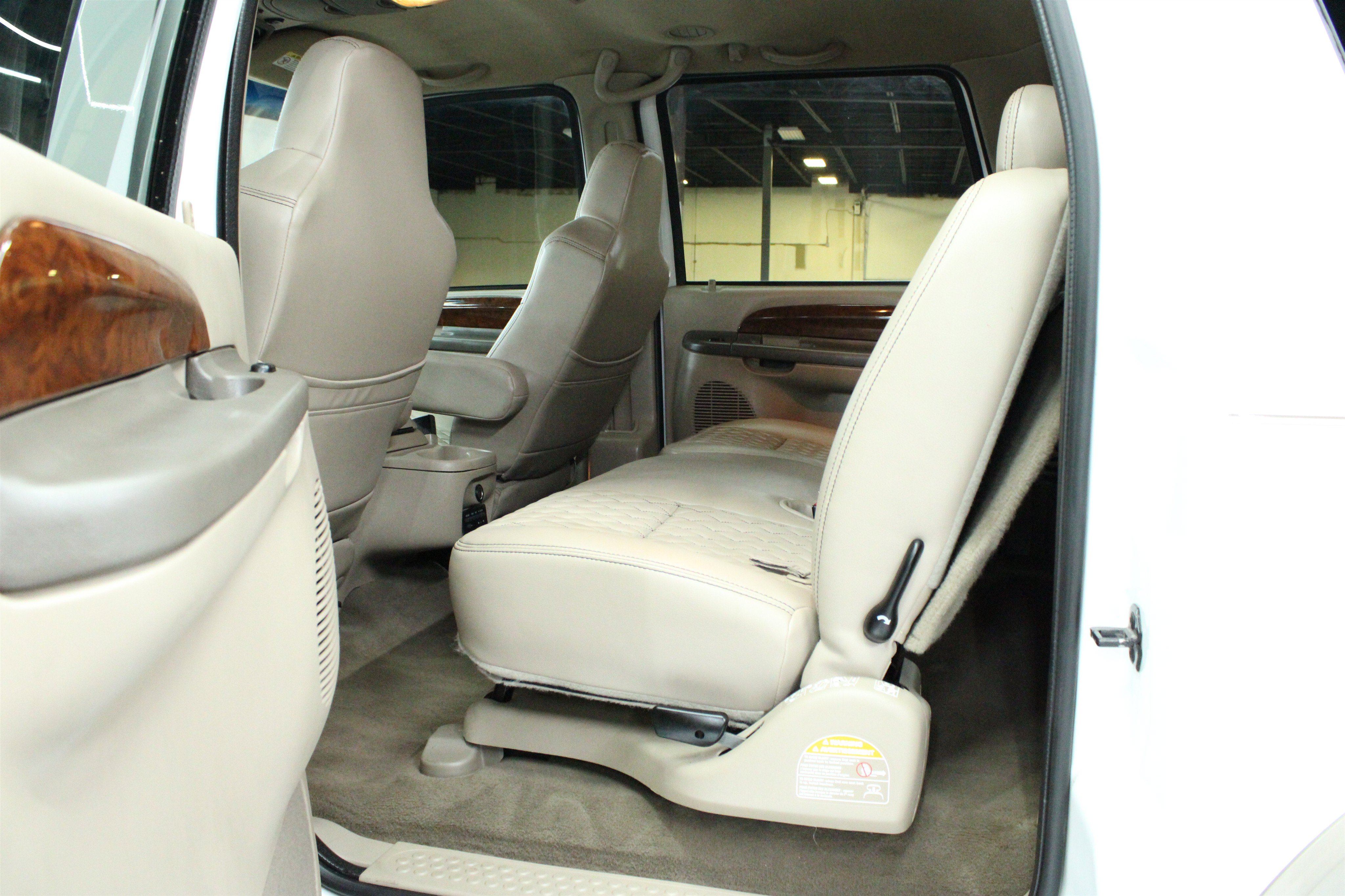 Used 2002 Ford Excursion Limited AWD/4WD image 26