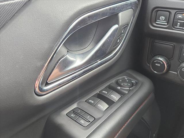 Used 2024 Chevrolet Suburban RST image 24