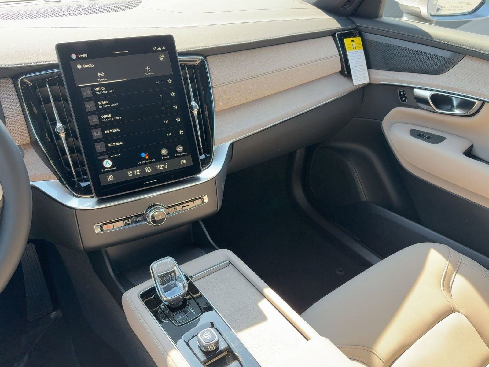 New 2026 Volvo XC90 B6 Plus w/ Protection Package AWD/4WD image 26
