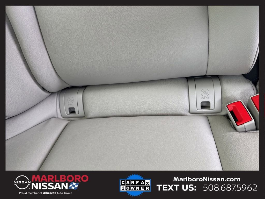 Certified 2025 Nissan Rogue SL w/ Tech Package image 17