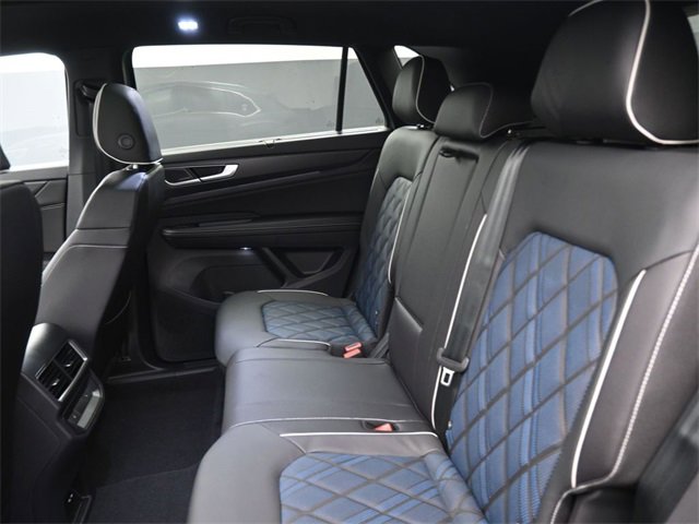 New 2026 Volkswagen Atlas Cross Sport SEL Premium R-Line image 10