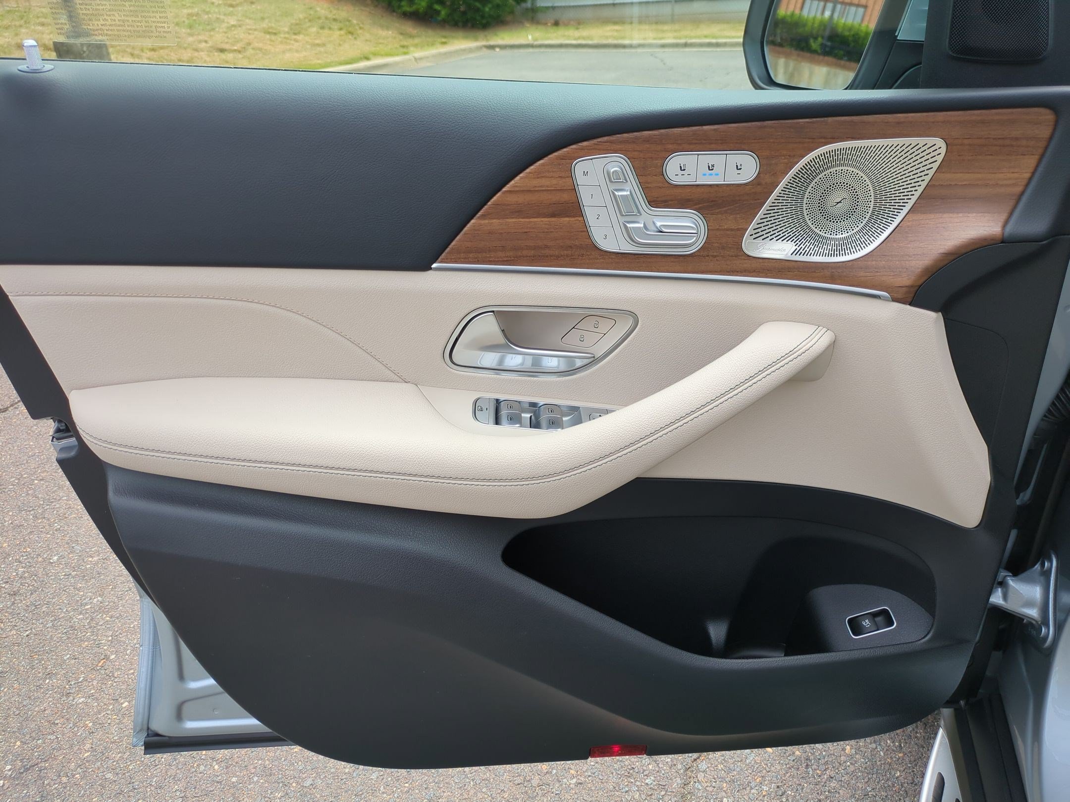 Certified 2026 Mercedes-Benz GLS 450 4MATIC image 12