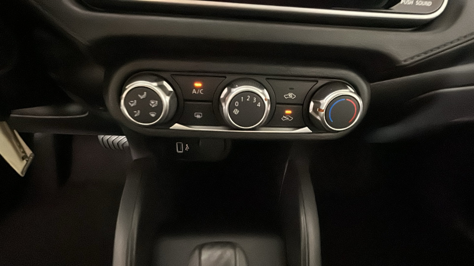 Used 2025 Nissan Versa S w/ Trunk Package FWD image 25