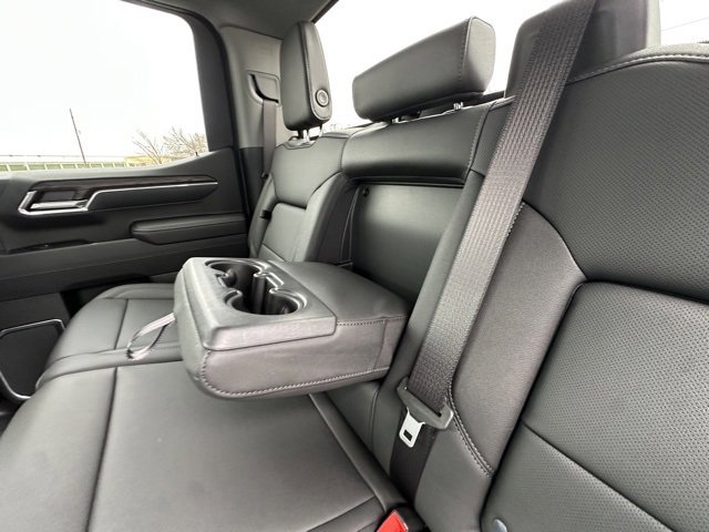 New 2026 GMC Sierra 1500 SLT image 24