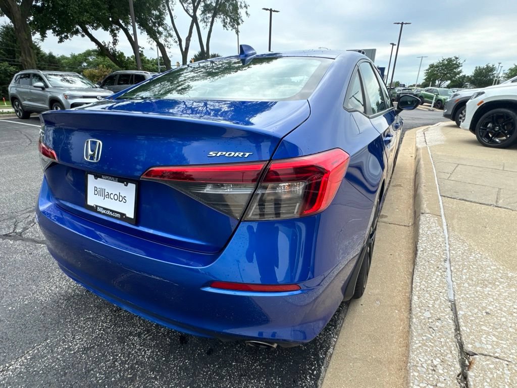 Used 2023 Honda Civic Sport image 6