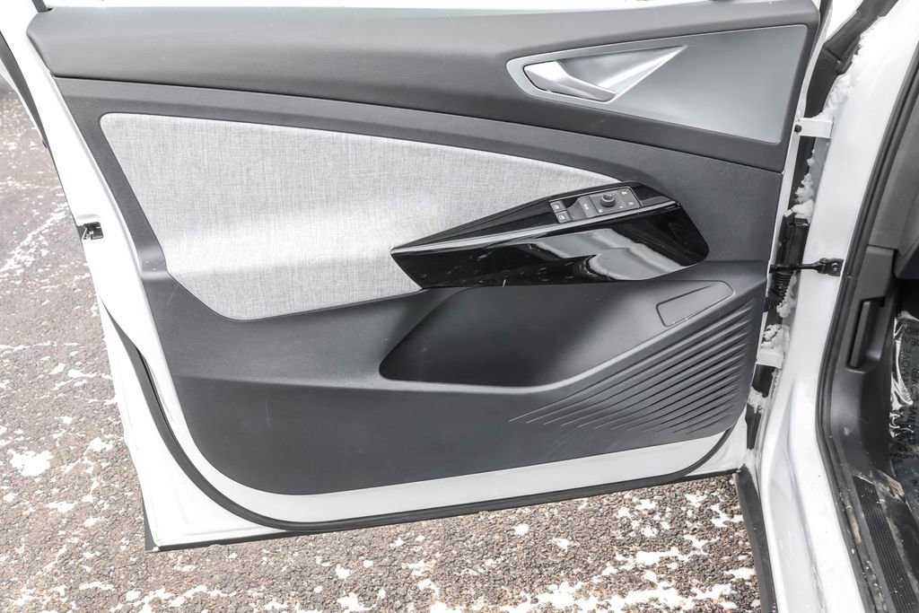 Used 2023 Volkswagen ID.4 Pro image 26