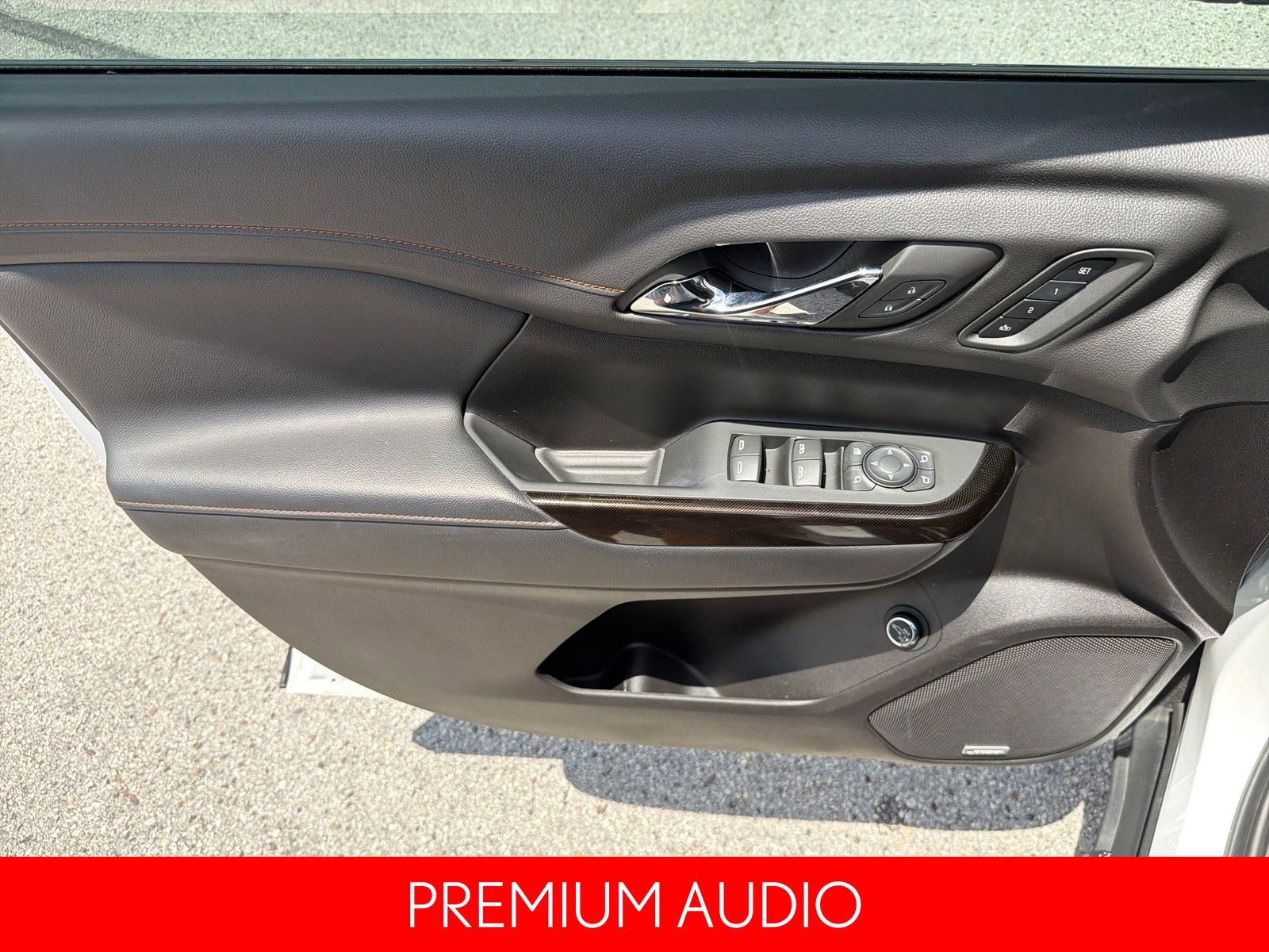 Used 2023 GMC Acadia AT4 w/ Technology Package AWD/4WD image 19