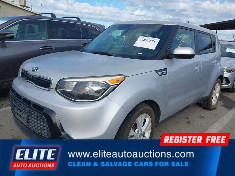Used 2016 Kia Soul + w/ Audio Package FWD image 4