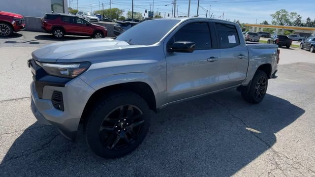 Used 2024 Chevrolet Colorado Z71 w/ Z71 Convenience Package 2 AWD/4WD image 6