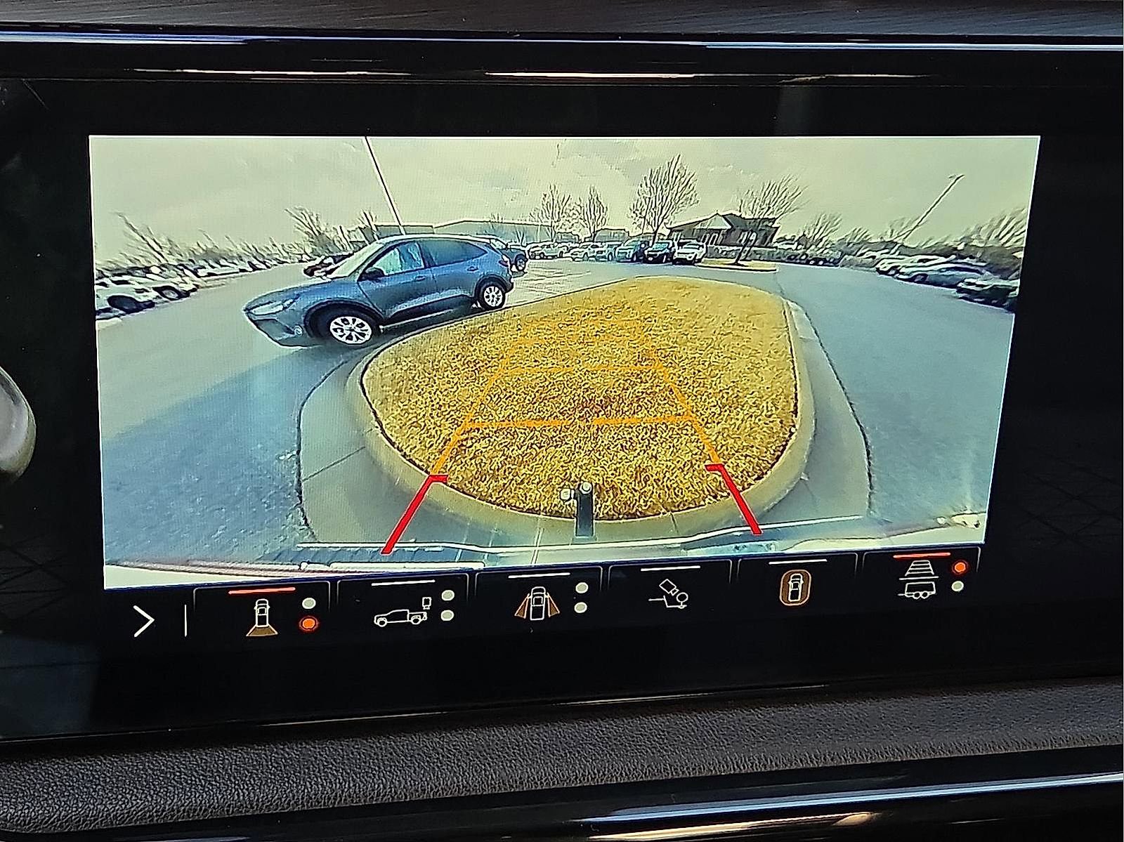 Used 2024 GMC Sierra 2500 AT4 image 16