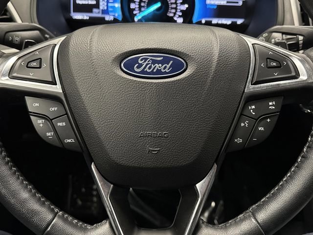 Used 2022 Ford Edge SEL w/ Convenience Package image 16