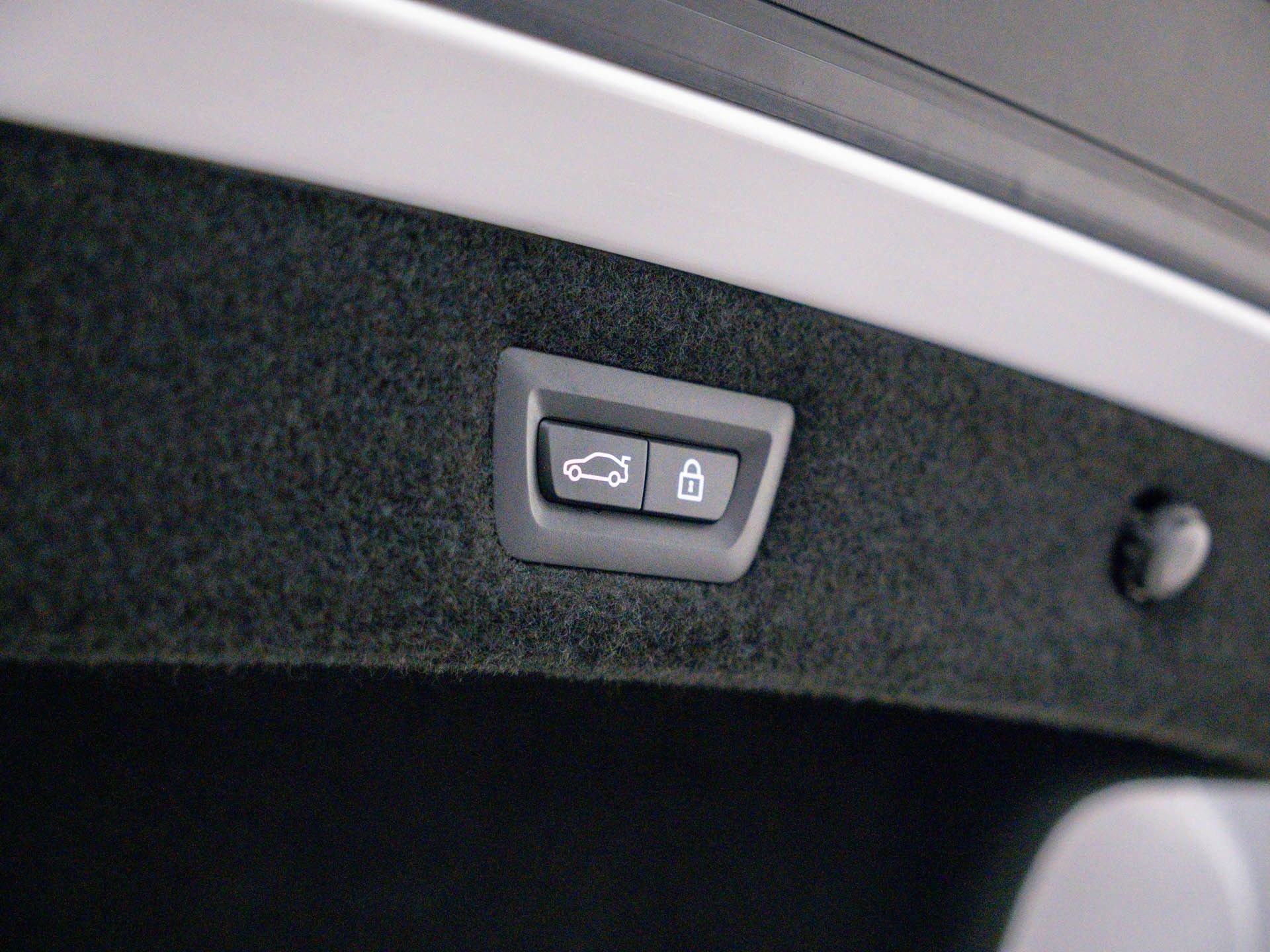 Used 2023 BMW M8 Gran Coupe xDrive Competition w/ M Carbon Exterior Package image 39