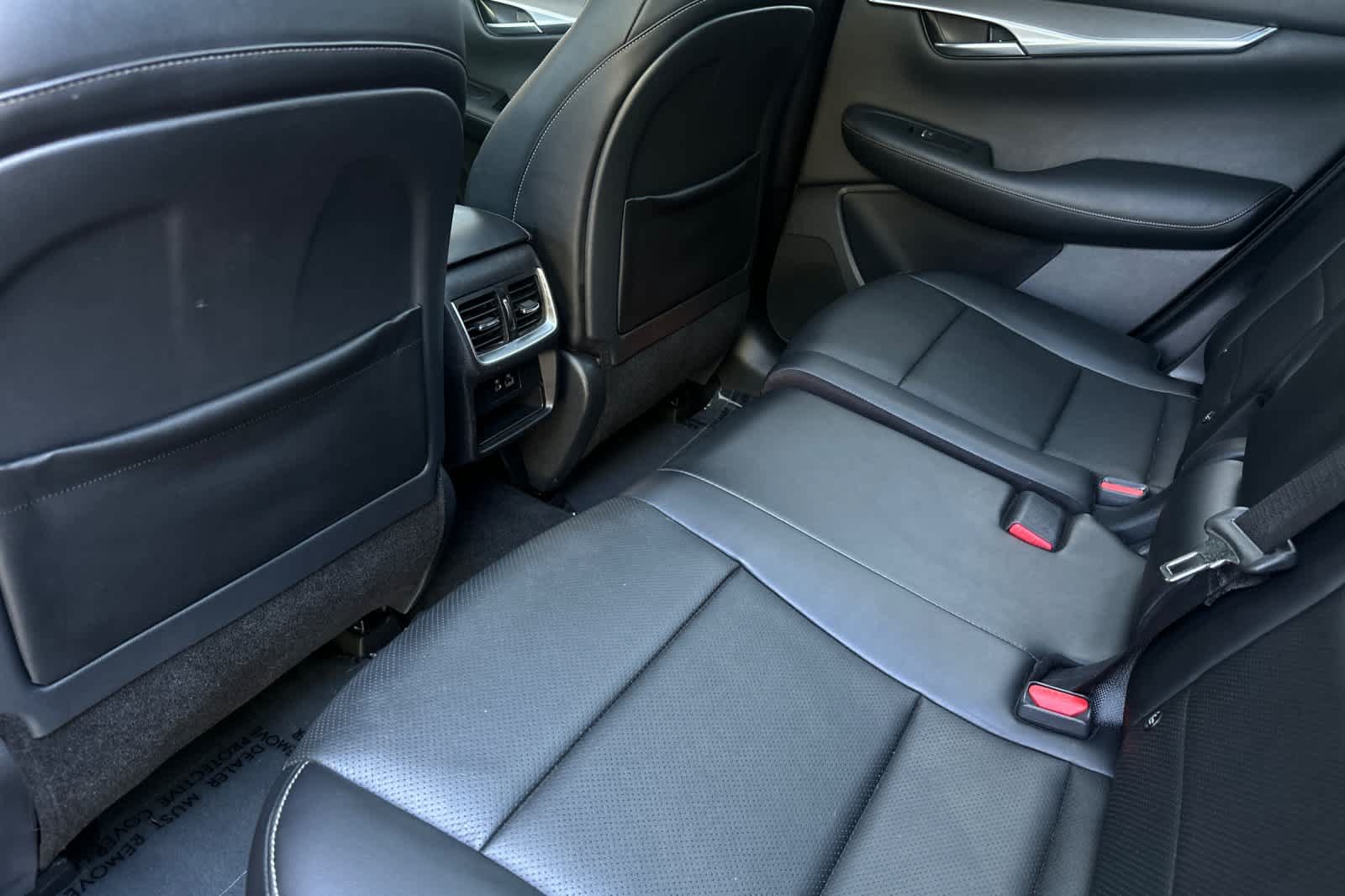 Used 2022 INFINITI QX50 Luxe AWD/4WD image 4