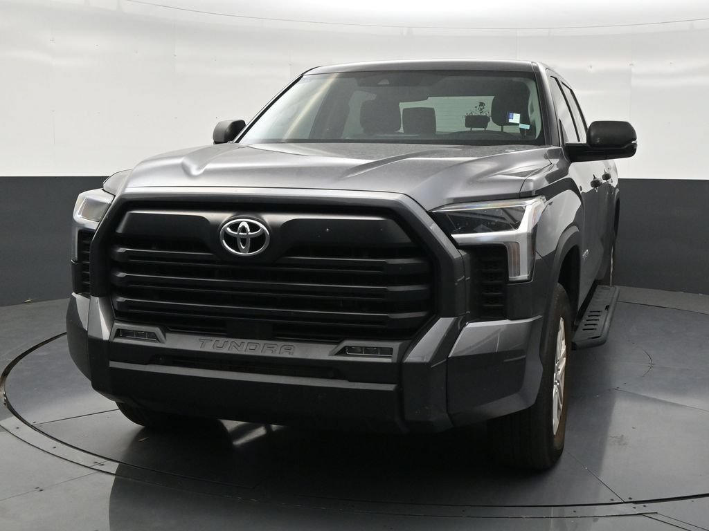 Used 2024 Toyota Tundra SR5 w/ SR5 Convenience Package AWD/4WD image 8