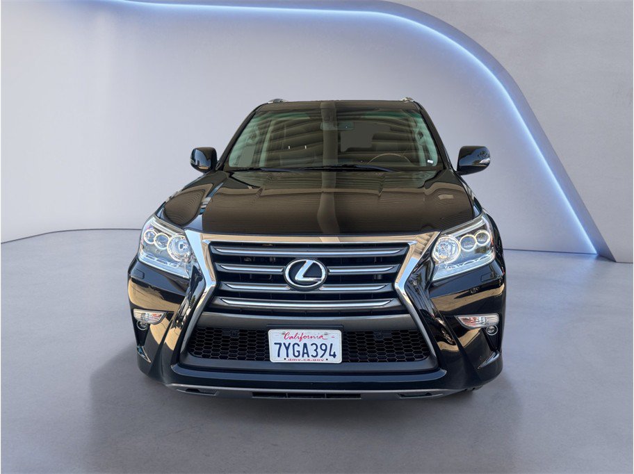 Used 2017 Lexus GX 460 Premium AWD/4WD image 2