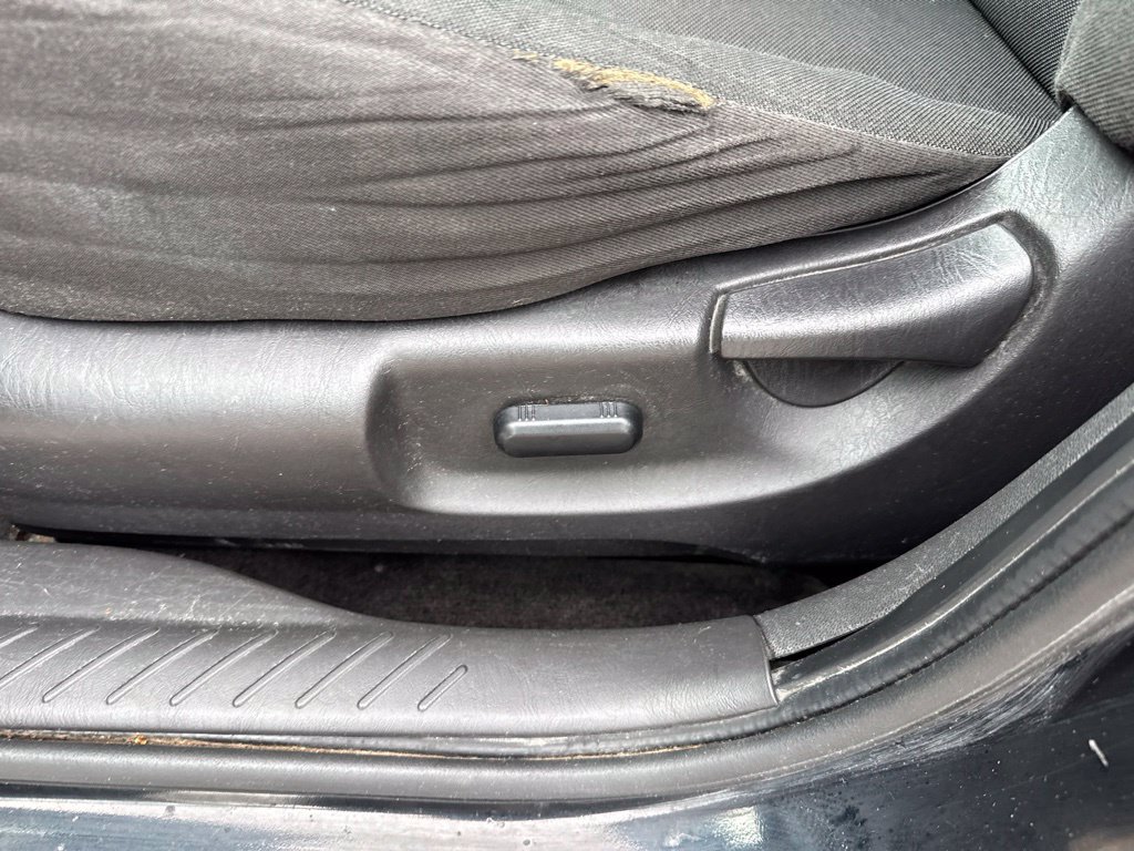 Used 2012 Ford Escape XLT FWD image 11