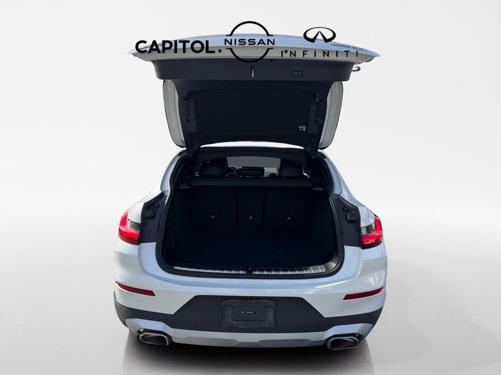 Used 2024 BMW X4 xDrive30i image 9