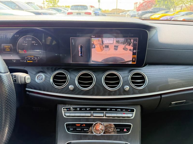 Used 2018 Mercedes-Benz E 43 AMG 4MATIC Sedan image 22