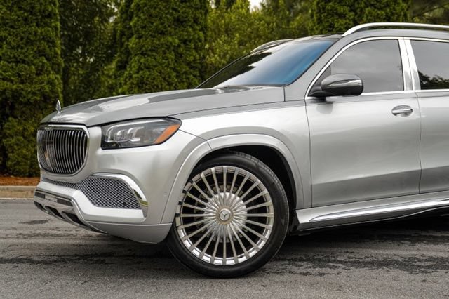 Used 2021 Mercedes-Benz Maybach GLS 600 4MATIC image 3