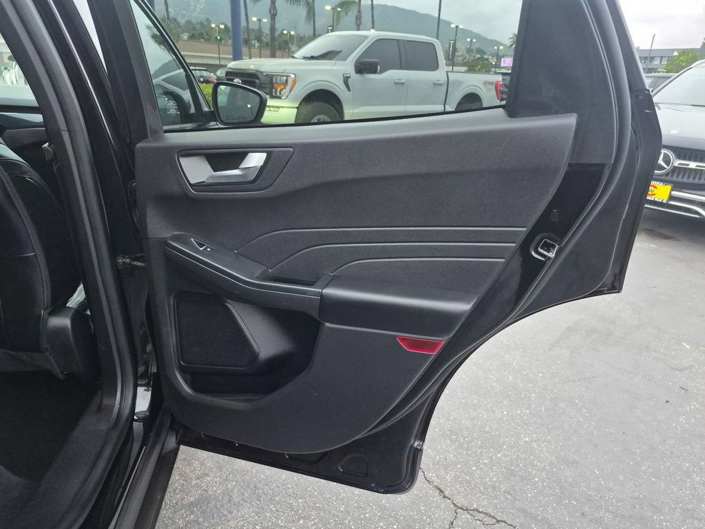 Used 2024 Ford Escape ST-Line image 37