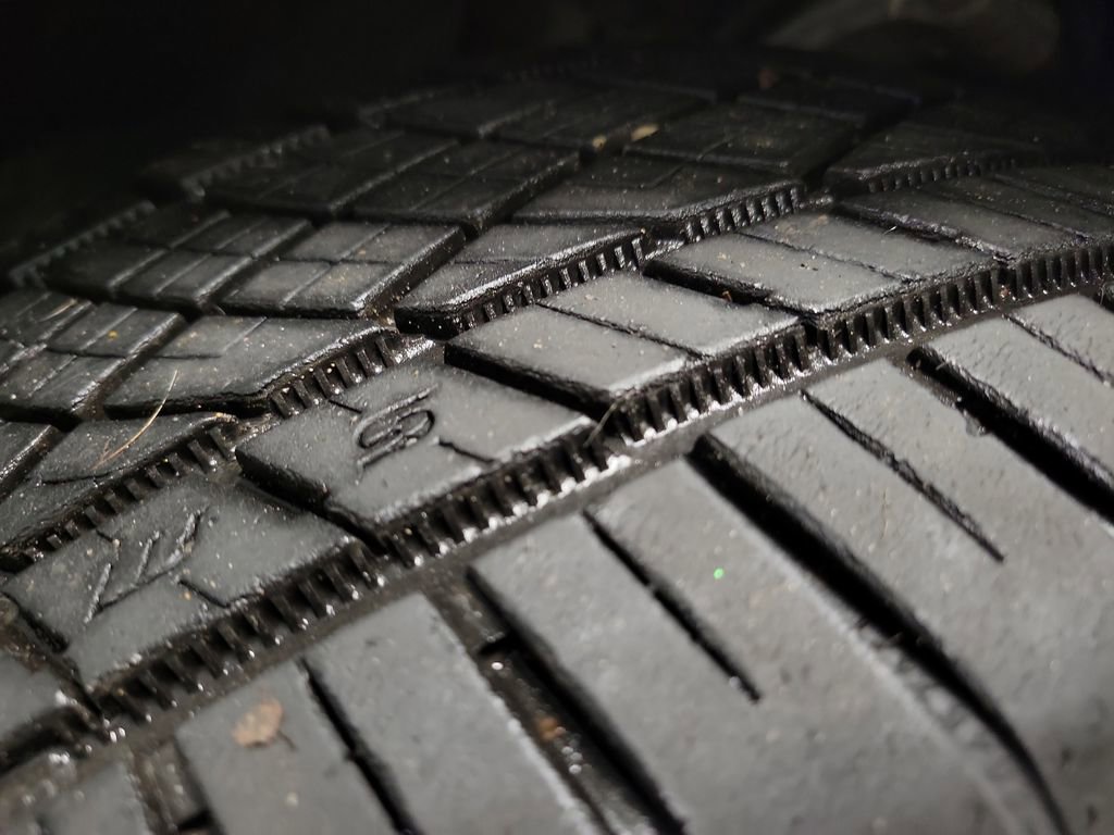 Used 2018 Tesla Model 3 Long Range image 12