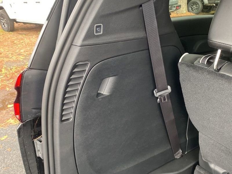 New 2026 Chrysler Pacifica Limited w/ S Appearance Package image 14